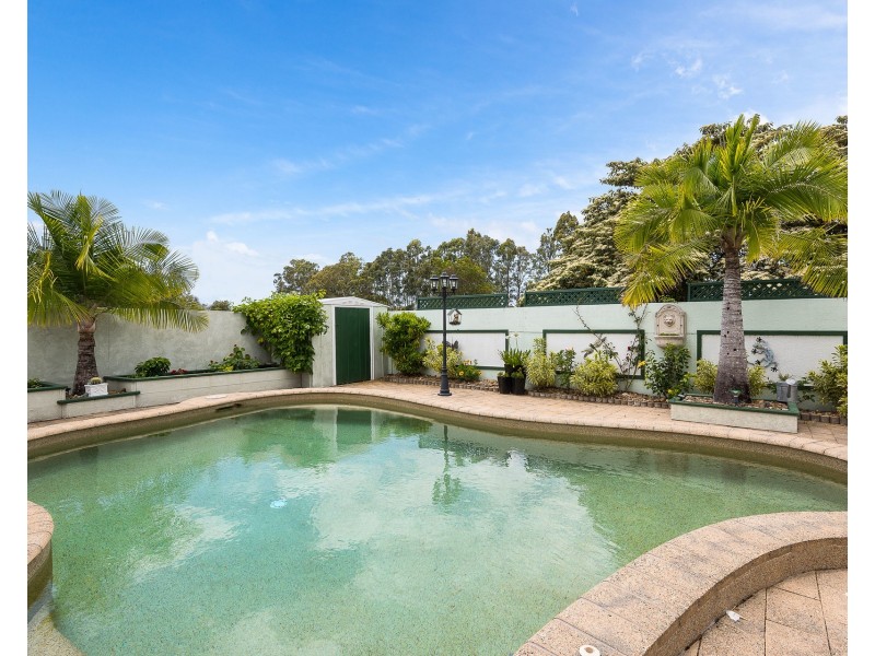 35 Port Jackson Boulevard, Clear Island Waters QLD 4226