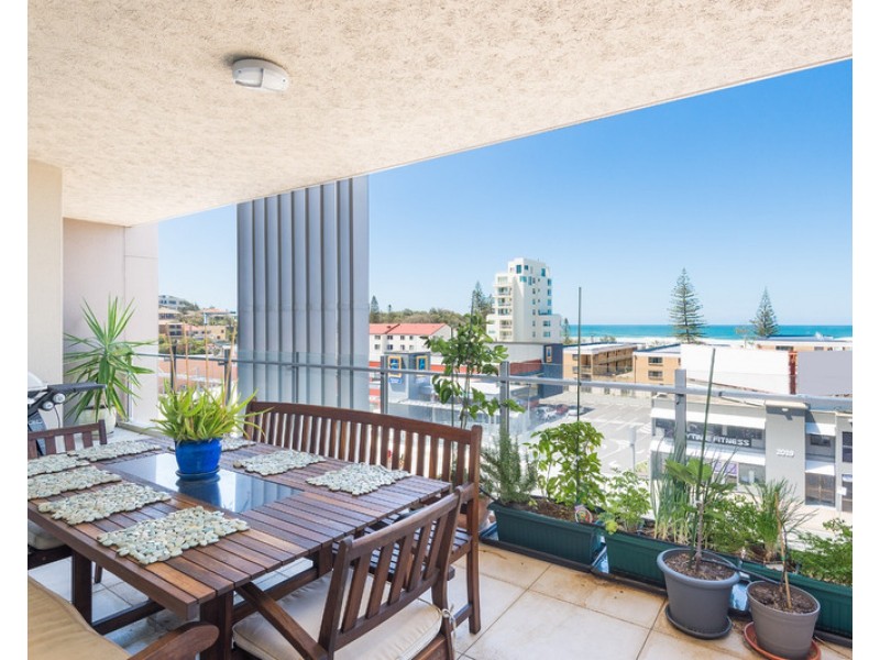 214/1 Toombul Avenue, Miami QLD 4220