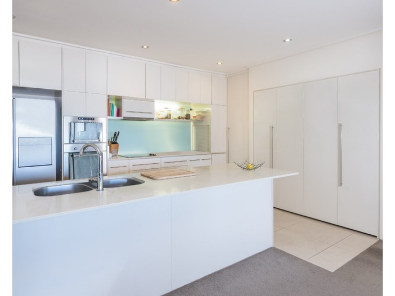 214/1 Toombul Avenue, Miami QLD 4220