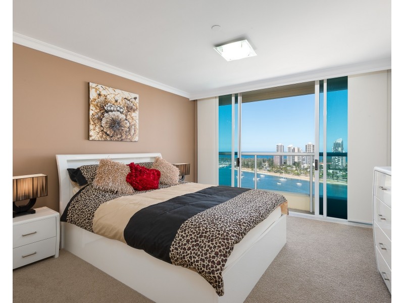 C19-1/75 Brighton Parade, Southport QLD 4215