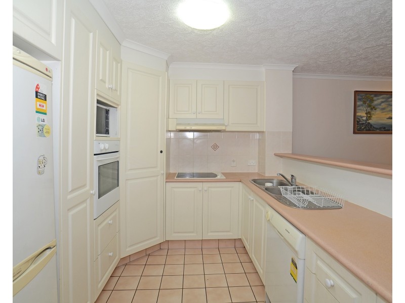 5/2103 Gold Coast Highway, Miami QLD 4220