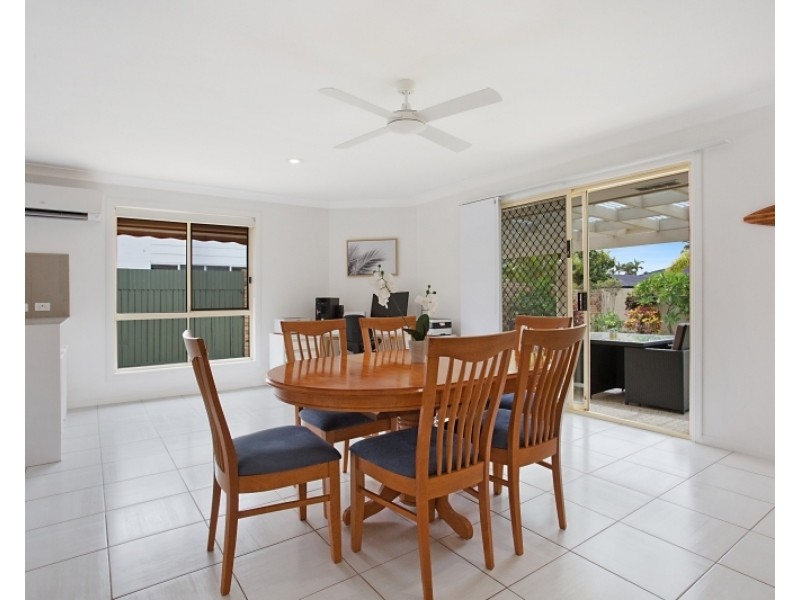 9 Grand Canal Way, Runaway Bay QLD 4216