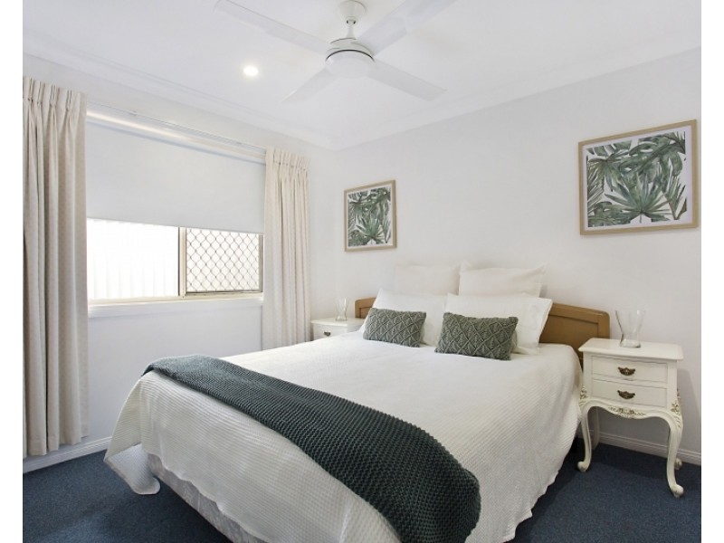 9 Grand Canal Way, Runaway Bay QLD 4216