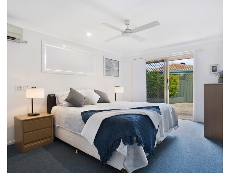 9 Grand Canal Way, Runaway Bay QLD 4216