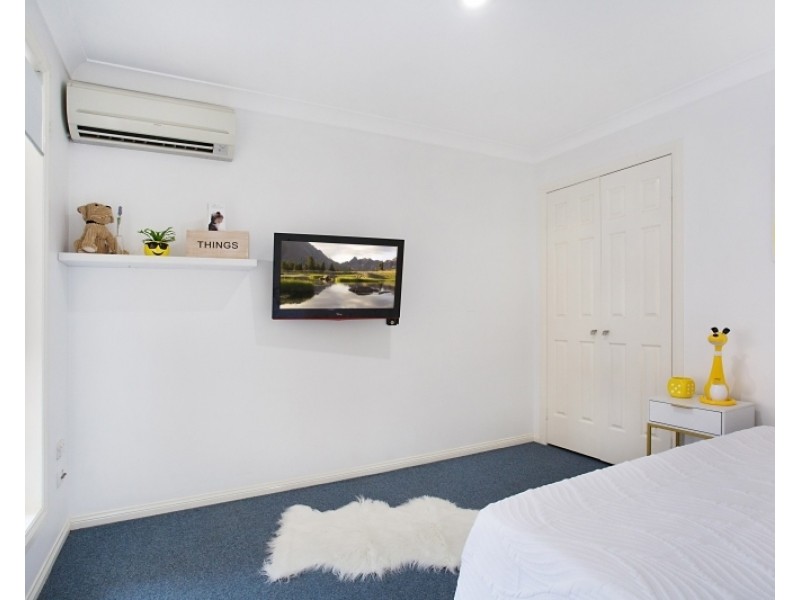 9 Grand Canal Way, Runaway Bay QLD 4216