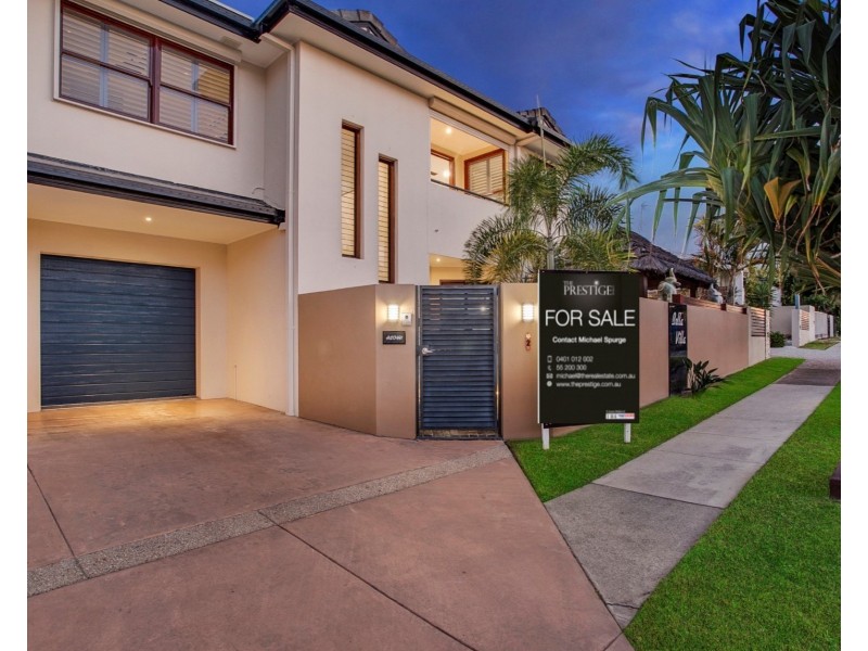 2/2 Cedar Court, Burleigh Heads QLD 4220
