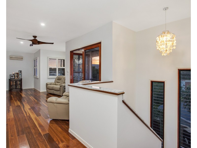2/2 Cedar Court, Burleigh Heads QLD 4220