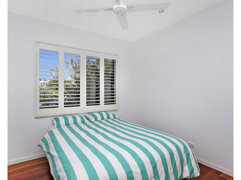 2/2 Cedar Court, Burleigh Heads QLD 4220