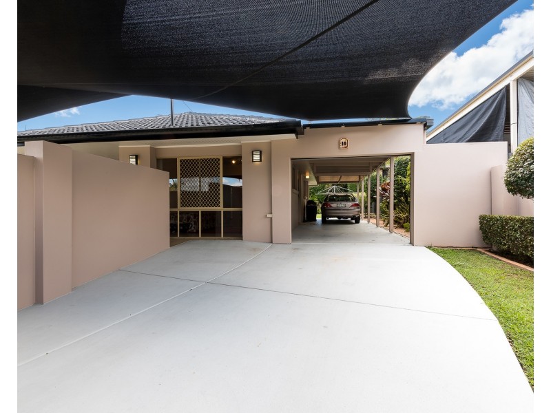16 Dunlin Drive, Burleigh Waters QLD 4220