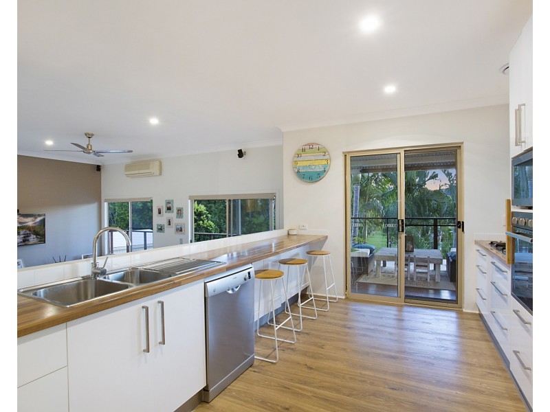 13 Dudgeon Drive, Tallebudgera QLD 4228