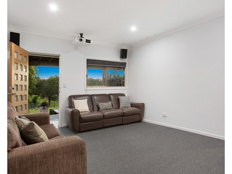 13 Dudgeon Drive, Tallebudgera QLD 4228