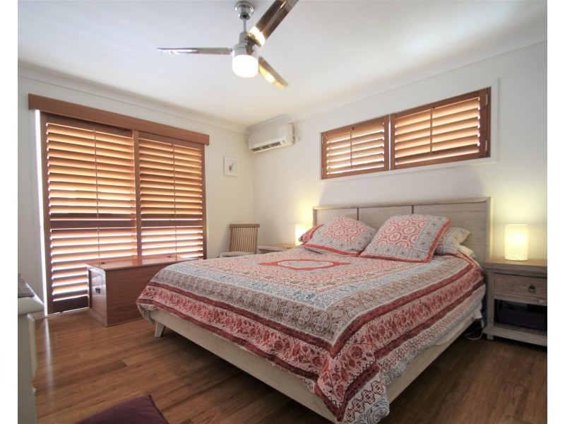 1/38 Pine Avenue, Surfers Paradise QLD 4217