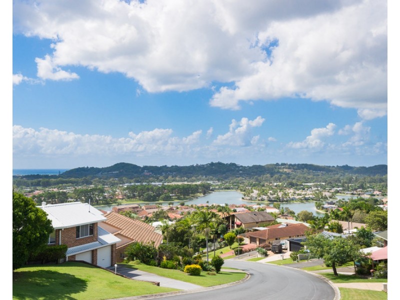 Elanora QLD 4221