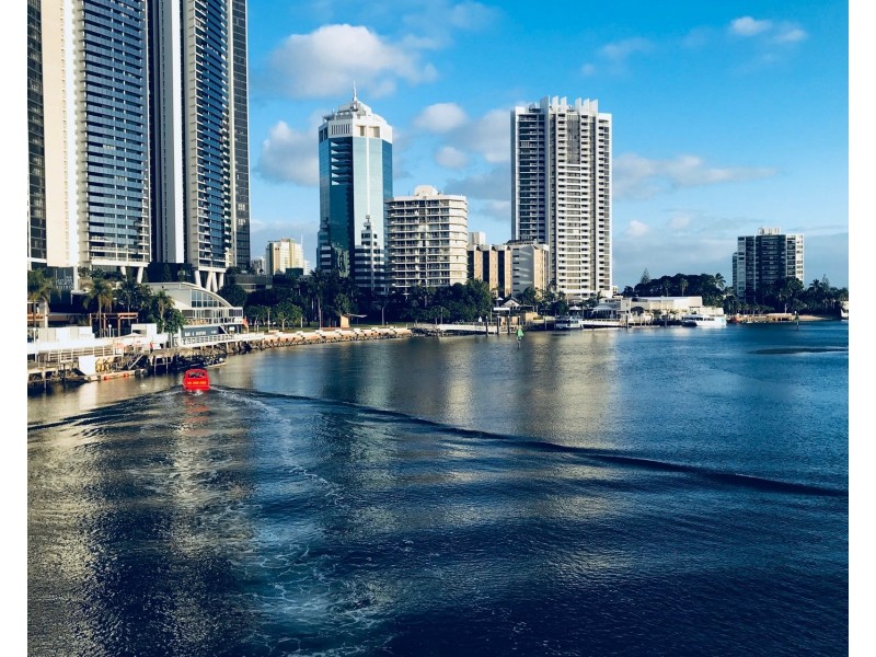 @/29 Tarcoola Crescent, Chevron Island QLD 4217