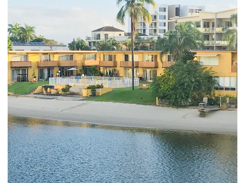 @/29 Tarcoola Crescent, Chevron Island QLD 4217