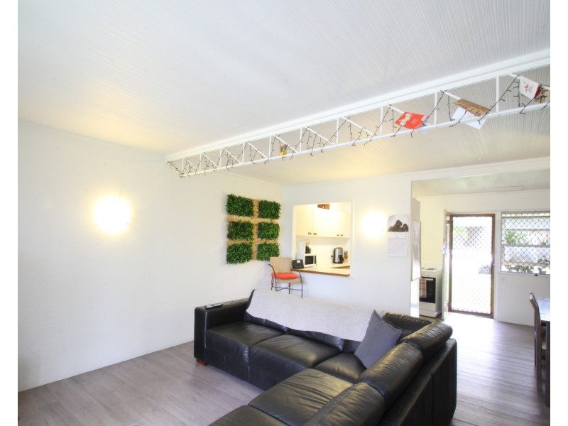 @/29 Tarcoola Crescent, Chevron Island QLD 4217