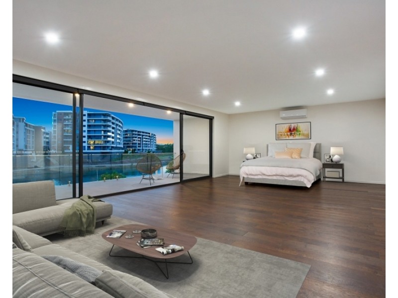 9 Jurien Crescent, Varsity Lakes QLD 4227