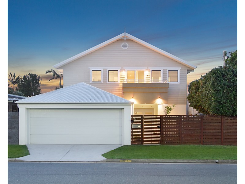 69 Fifth Avenue, Palm Beach QLD 4221