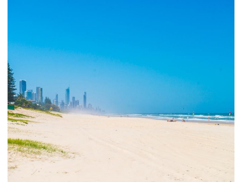 1/117 Petrel Avenue, Mermaid Beach QLD 4218