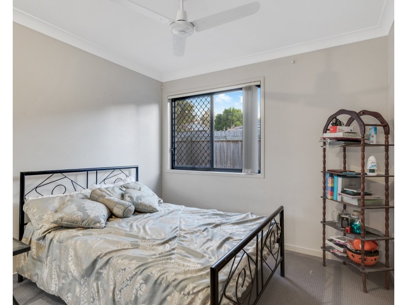 18 Sanctuary Parkway, Waterford QLD 4133