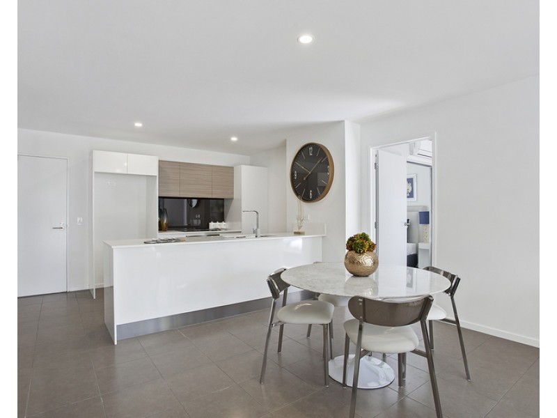 4105/1 Waterford Court, Bundall QLD 4217