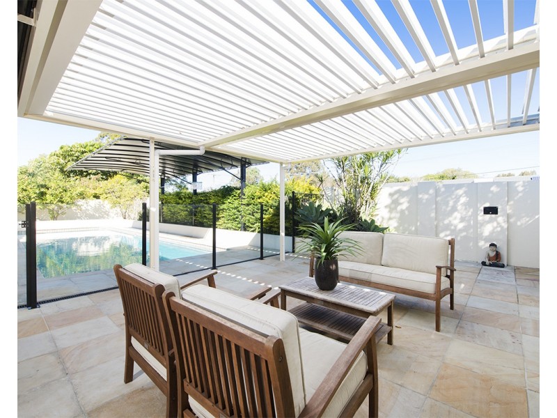 10 Larch Street, Tallebudgera QLD 4228