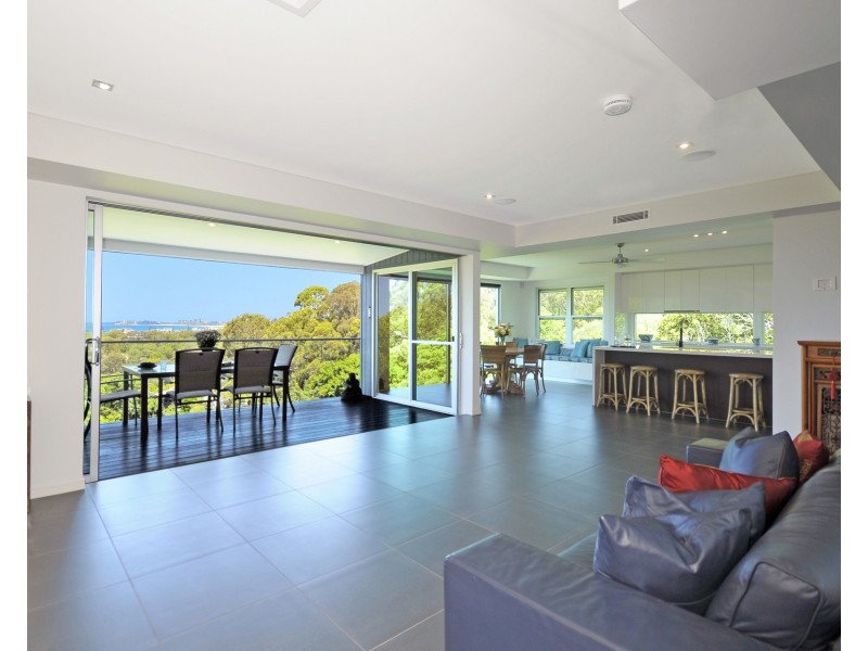 53 Crest Drive, Currumbin QLD 4223