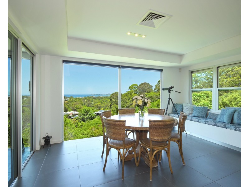 53 Crest Drive, Currumbin QLD 4223
