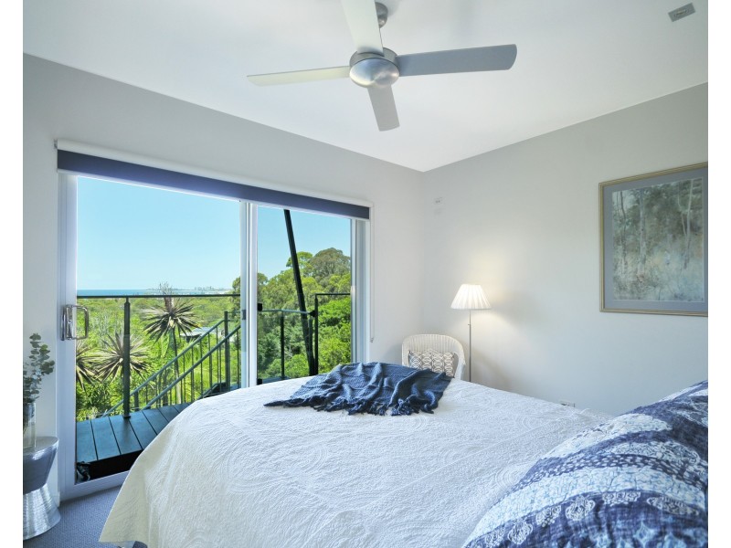 53 Crest Drive, Currumbin QLD 4223