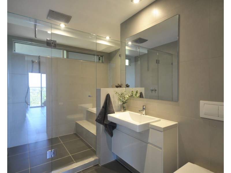 53 Crest Drive, Currumbin QLD 4223