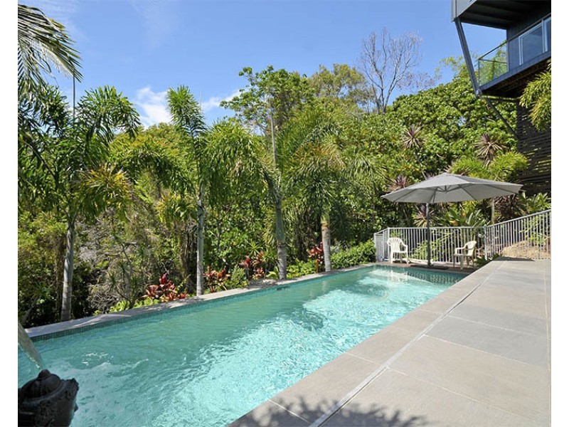 53 Crest Drive, Currumbin QLD 4223
