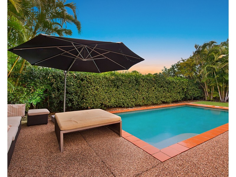 554 Oyster Cove Promenade, Helensvale QLD 4212