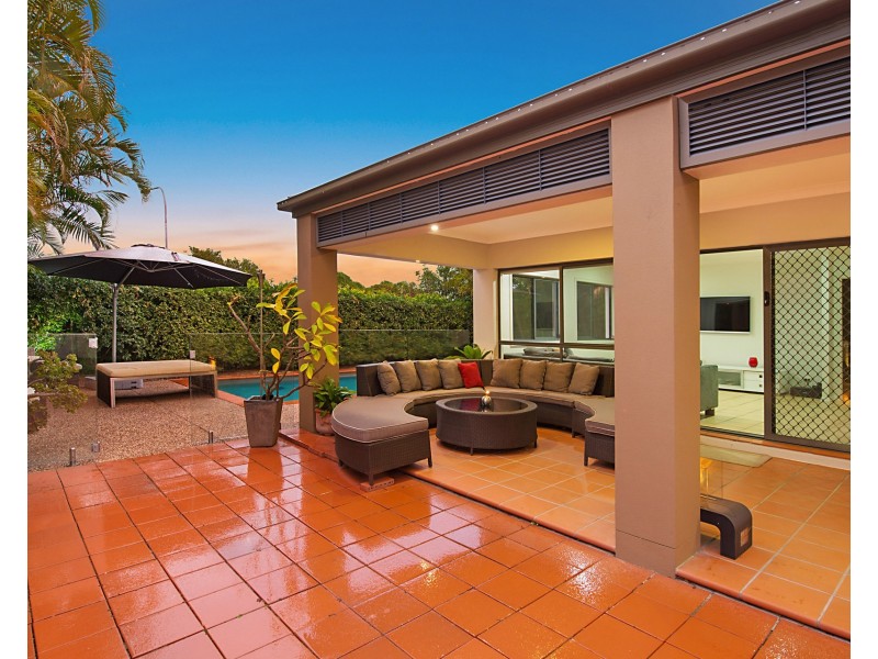 554 Oyster Cove Promenade, Helensvale QLD 4212