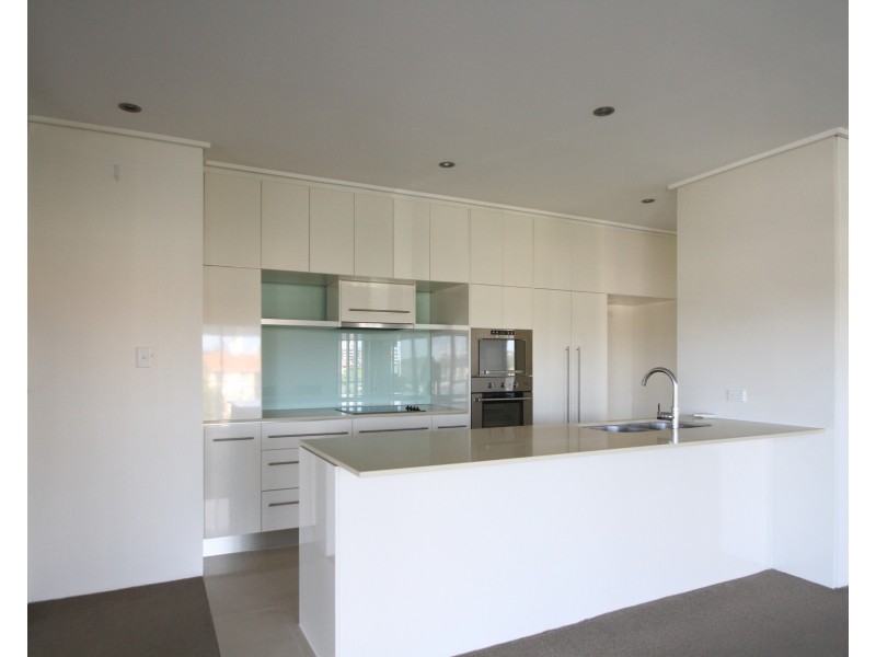 307/11 Sunshine Parade, Miami QLD 4220