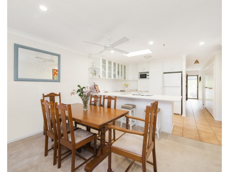 1/14 Mariners Crescent, Banora Point NSW 2486