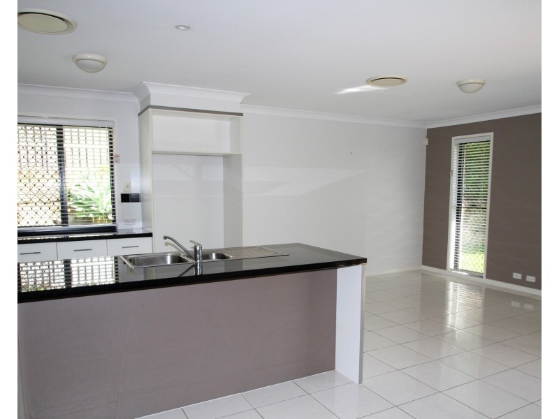 27 Hewson Court, Mudgeeraba QLD 4213