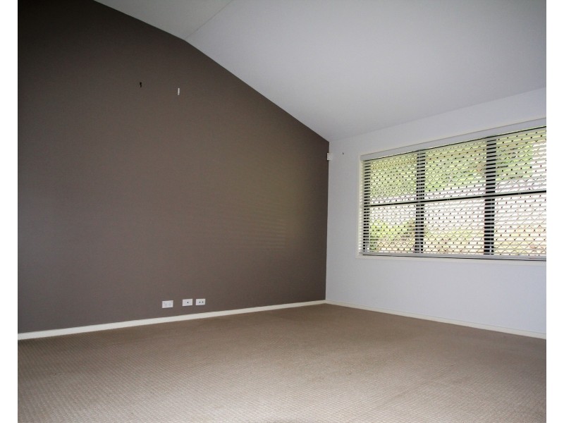 27 Hewson Court, Mudgeeraba QLD 4213