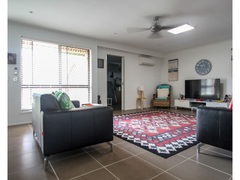 2/6 Peacock Place, Burleigh Waters QLD 4220