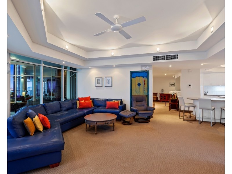 63/100 Old Burleigh Road, Broadbeach QLD 4218