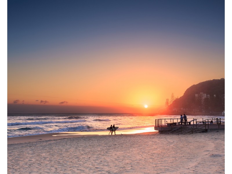 2/2 Pheasant Court, Miami QLD 4220