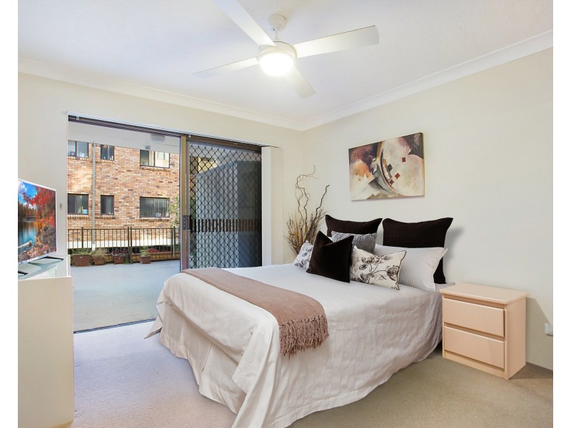 2/1923 Gold Coast Highway, Burleigh Heads QLD 4220