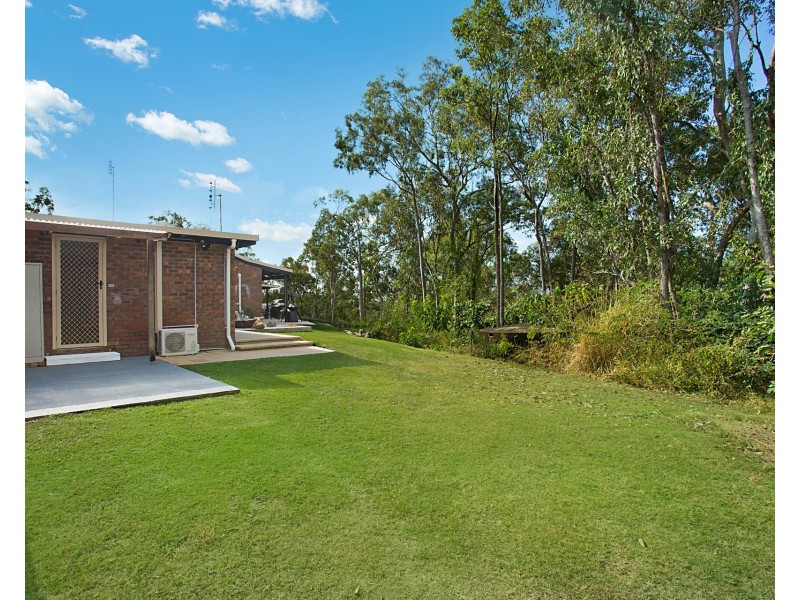 28 Castle Hill Drive, Gaven QLD 4211