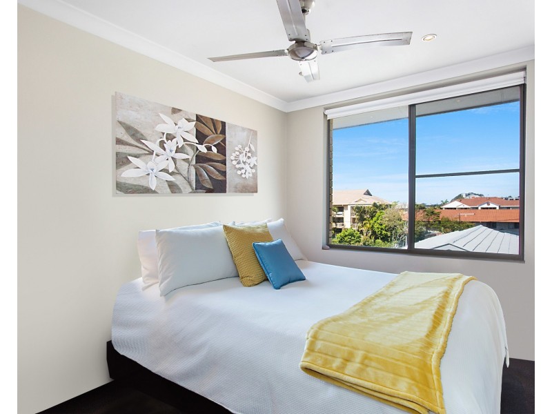@/2325 Gold Coast Highway, Mermaid Beach QLD 4218