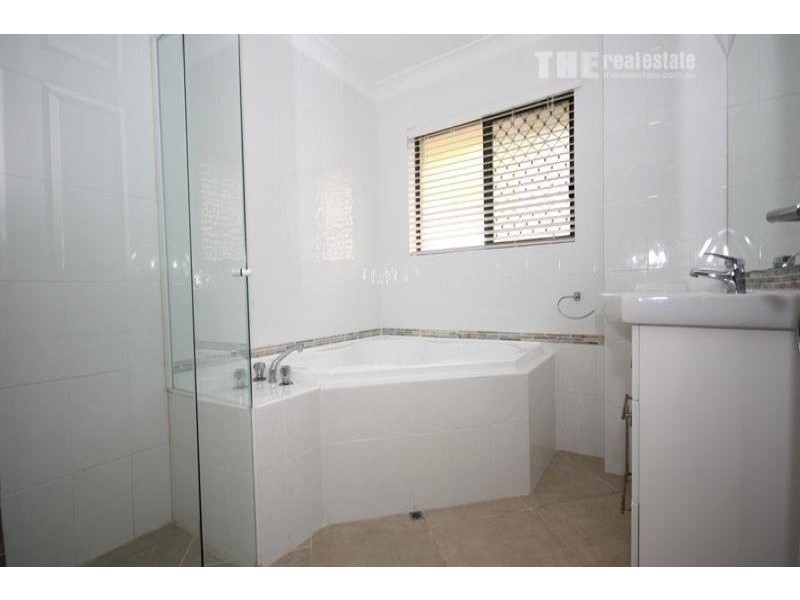 Burleigh Heads QLD 4220