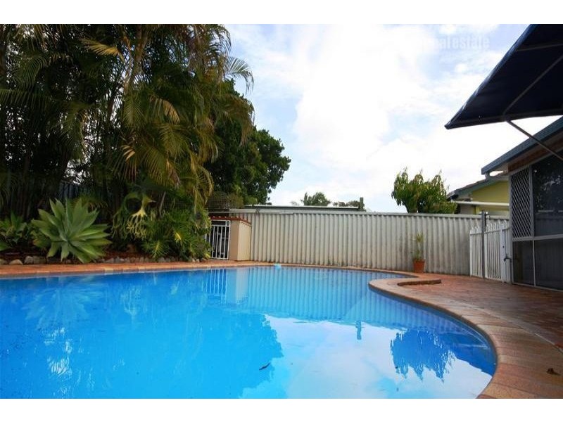 Burleigh Waters QLD 4220