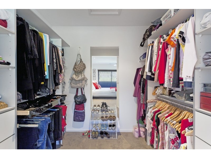 4 Cape Martin Lane, Varsity Lakes QLD 4227