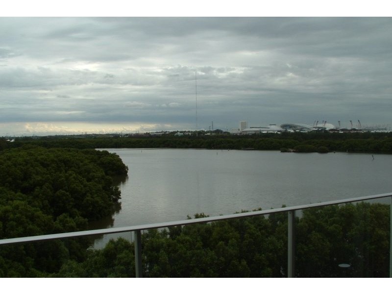 404/2 Shoreline Drive, Rhodes NSW 2138