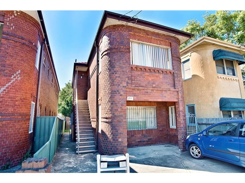 211 New Canterbury Road, Lewisham NSW 2049