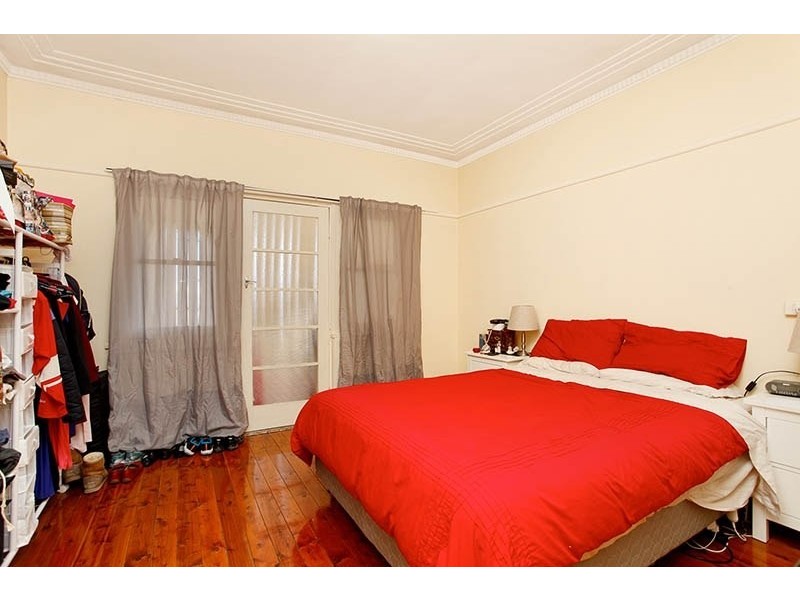 211 New Canterbury Road, Lewisham NSW 2049