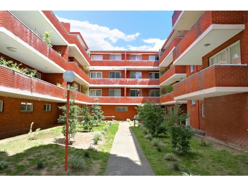 23/10 Burlington Road, Homebush NSW 2140